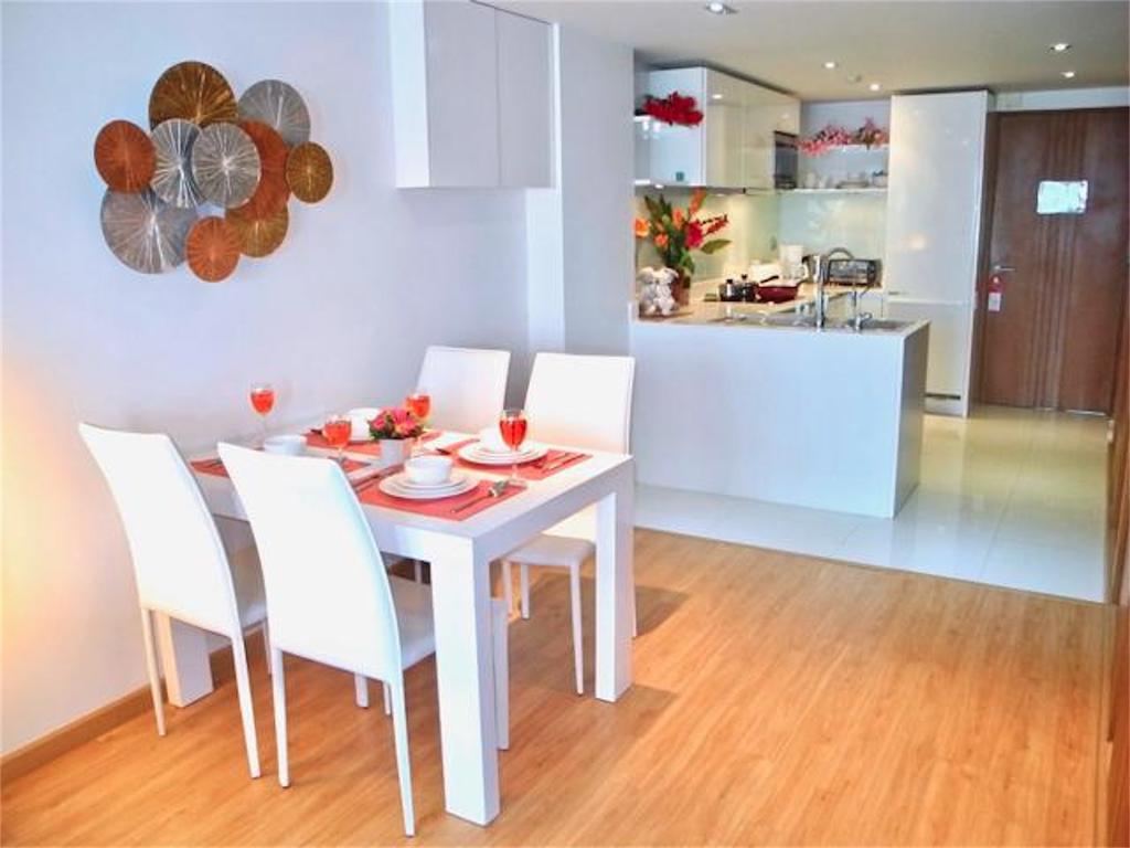 The Privilege Residence : 1 Bedroom Apartment In Patong Extérieur photo